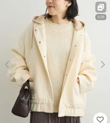 후드 부착 자켓 F 사이즈 크림색