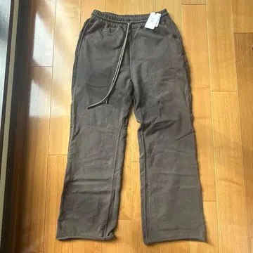 CE(씨이) 씨이 맨투맨 팬츠 M 사이즈 착용 2회