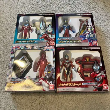 [새상품] 울트라맨 피규어 응모 세트 4체 세트