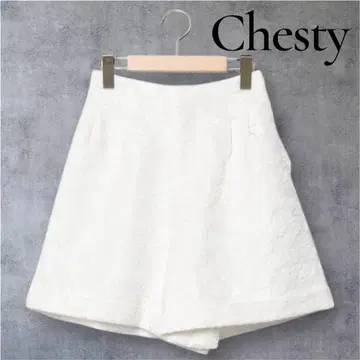 Chesty 체스티 플라워 자카드 숏 팬츠