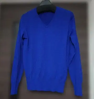 V넥 긴팔 스웨터 코발트 블루