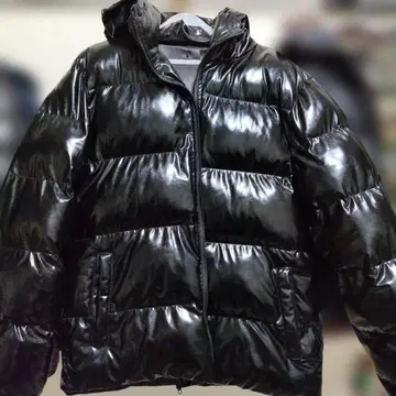 광택 후드 부착 블랙 다운 자켓 L 사이즈