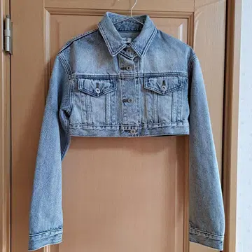 LAGUA GAM 라이트 블루 크롭 데님 자켓 숏 기장