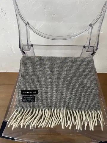 새상품급 투모로우랜드 캐시미어 머플러 그레이 계열 남녀 공용