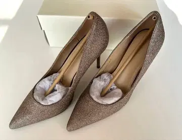 [새상품급] RANDA 글리터 펌프스 23.5cm