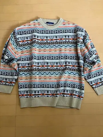 CPCM 다색 무늬 니트 스웨터 M 사이즈