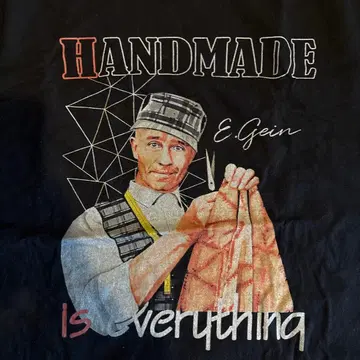 에드 게인 티셔츠