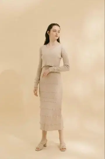 piune 피우네 니트 셋업 베이지 리브 롱 기장