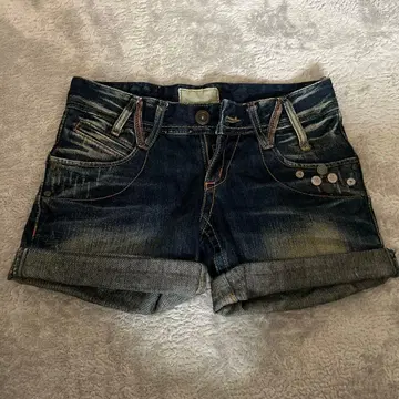 다크 블루 숏팬츠 롤업 디자인