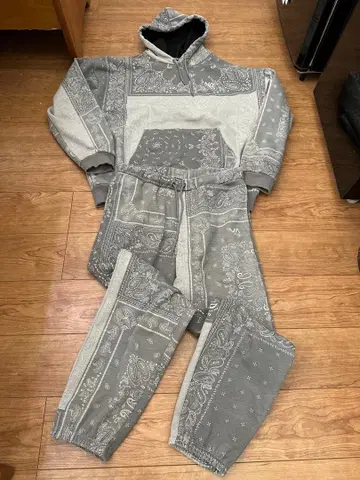 RVCA 루카 페이즐리 셋업 L 사이즈