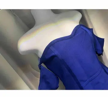 네이비 블루 오프숄더 타이트 드레스