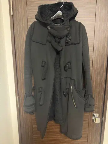 후드 부착 블랙 더플 코트 사이즈 O