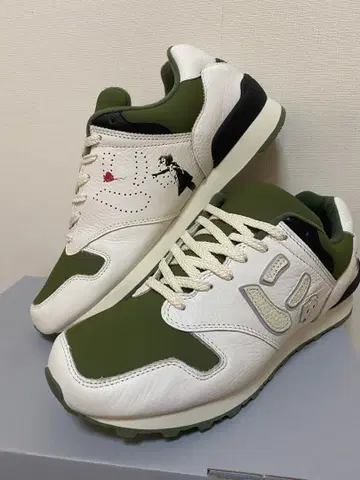 SANGACIO 뉴즈 반시 스니커즈