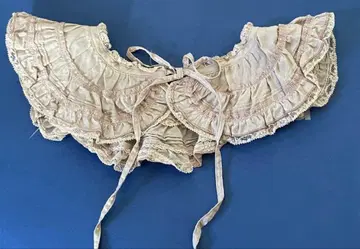 미사용 새상품 핑크하우스 프릴 탈부착 카라만 (탈부착 카라)