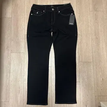 TRUE RELIGION 블랙 데님 팬츠