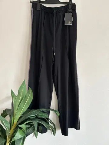 야마다야 Aga 아가 저리 조거 와이드 팬츠 사이드 라인 17000엔