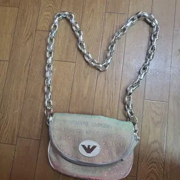 엠포리오 아르마니 숄더백 실버 레인보우 컬러