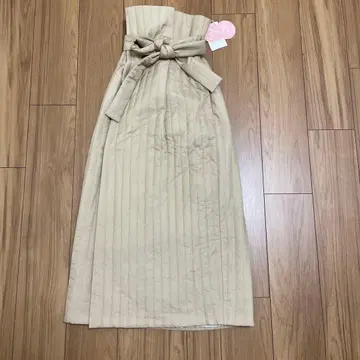 [ emmi/에미 ] 퀼팅 스커트 베이지 리본