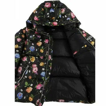 [택 포함 새상품] 꽃무늬 다운 자켓 두툼함