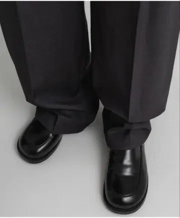 MUSINSA 로퍼 SIENNA