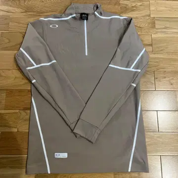 OAKLEY 퍼포먼스 핏 긴팔 셔츠 M