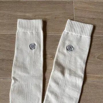 G/FORE 화이트 골프 삭스 로고 포함