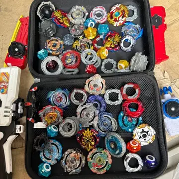 베이블레이드 세트 WBBA 로고 포함