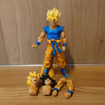 드래곤볼 피규어 제일복권 BATTLE OF WORLD 손오공