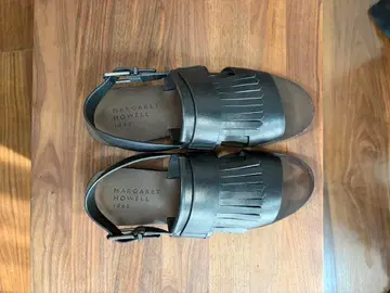 프린지 모티브 백 스트랩 플랫 샌들 (블랙)