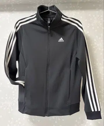 아디다스 블랙 스트라이프 저지 XS