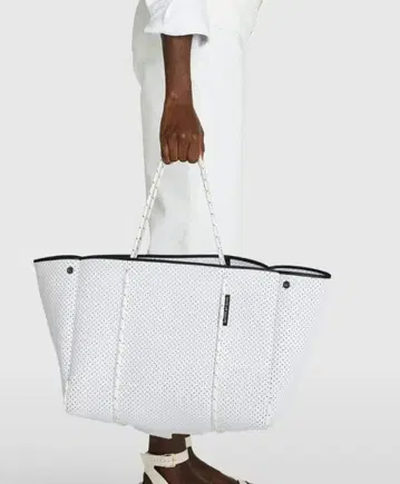 STATE of ESCAPE 화이트 토트백