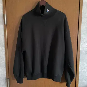 러셀 애슬레틱 하이넥 트레이닝복