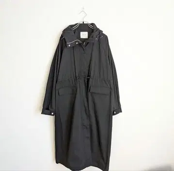 봄까지 완판템 web 한정판 FREAKSSTORE 롱 마운틴 파카