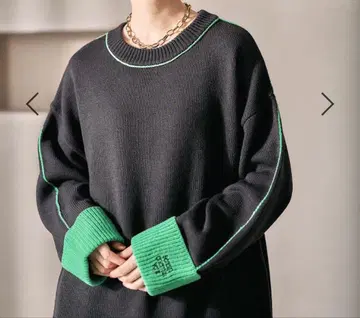 5게이지 소매 배색 로고 풀오버