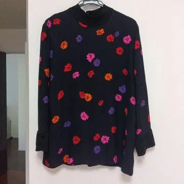 AKRIS 꽃무늬 긴팔 상의