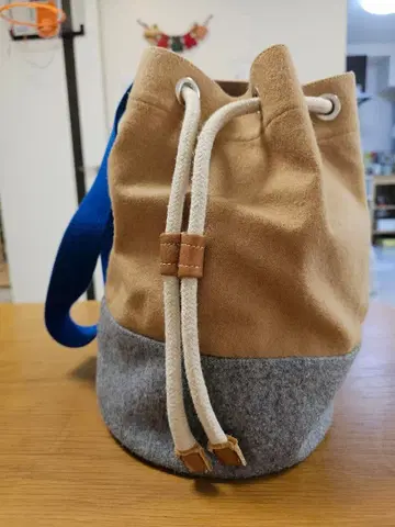 RUE DE VERNEUIL 숄더백