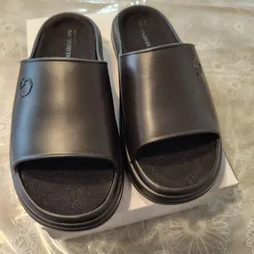 스트로우버 StLober 웨어링 온 리커버리 샌들 블랙