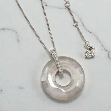 스와로브스키 루프 실버 쉐이드 목걸이 큐빅