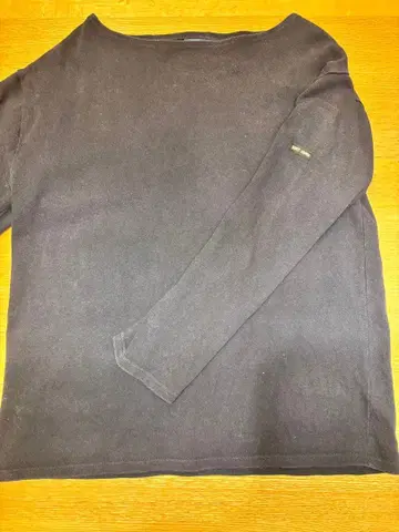 블랙 긴팔 T셔츠 M 사이즈