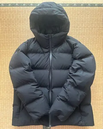 새상품급 유니클로 심리스 다운 자켓 블랙 XL 24년제 육후 겨울