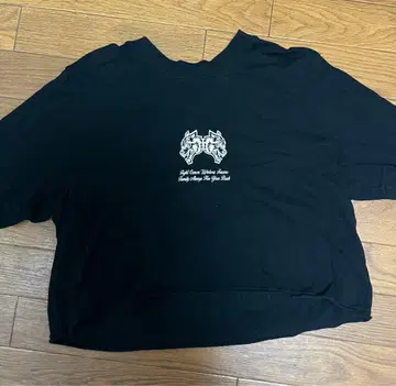 달크 스포츠 여성용 T셔츠 S사이즈 정품 숏 기장