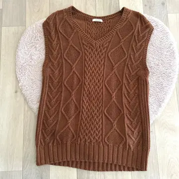 지나시스 케이블 짜임 니트 베스트 내추럴 오버 사이즈 루즈핏