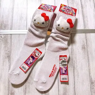 돈키 한정판 헬로키티 루즈삭스 30cm 2개 세트