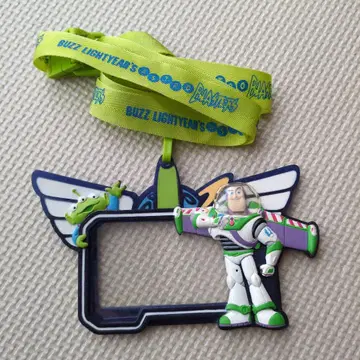 버즈 라이트이어 여권 케이스