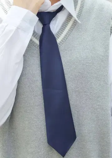 네이비 스트레이트 폴리에스테르