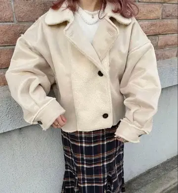 nemne store 페이크 무스탕 자켓 F 사이즈 빅