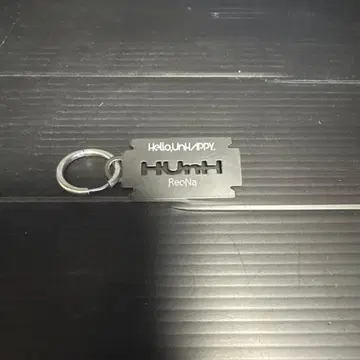 ReoNa 귀걸이 unhappy