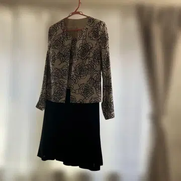 꽃무늬 셋업 화이트/블랙 13AR