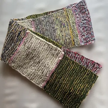 손뜨개질 조각천 짜임 니트 머플러