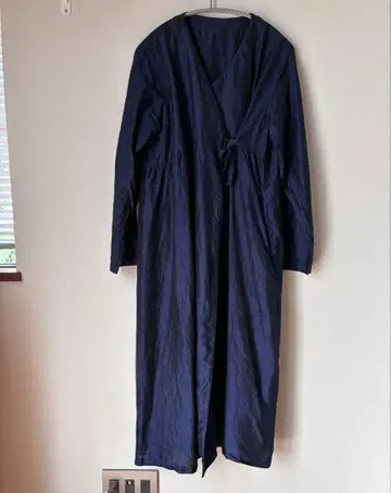 이로이로 군청 태국 실크 카슈쿨 드레스